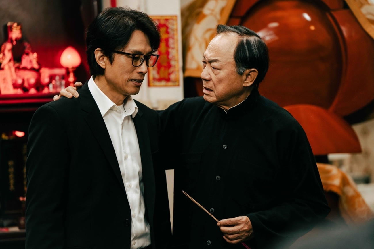 旅立ちのラストダンス』は香港を代表する喜劇俳優二人、 マイケル 