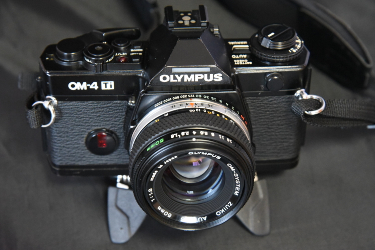 ◇ OLYMPUS オリンパス OM-4 Ti ブラック ボディ フィルムカメラ MF 