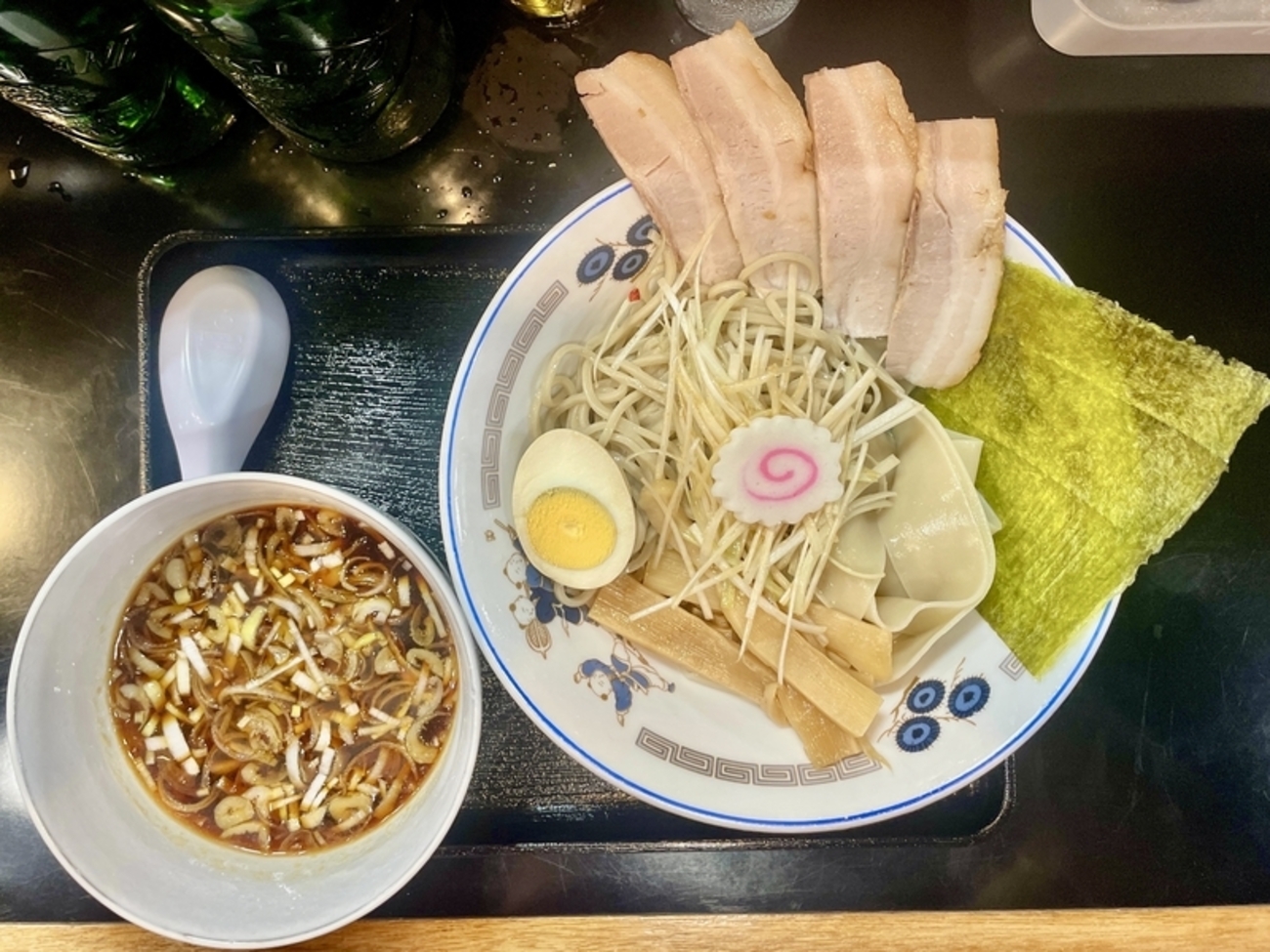 今週のラーメン5746】中華そば 下連雀（東京・三鷹）冷やしつけ麺