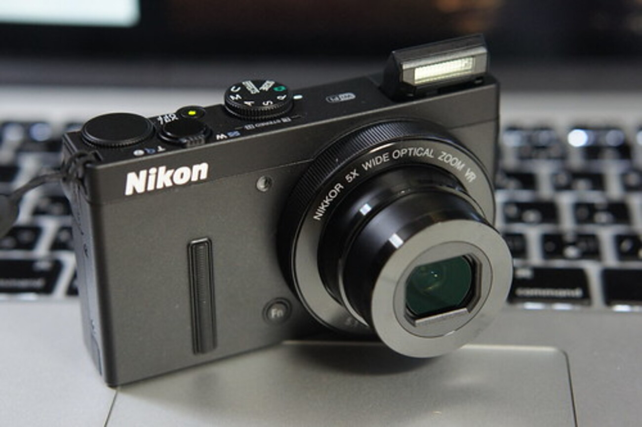 Nikon COOLPIX P340購入〜まずは外観から〜 - saburahuのブログ