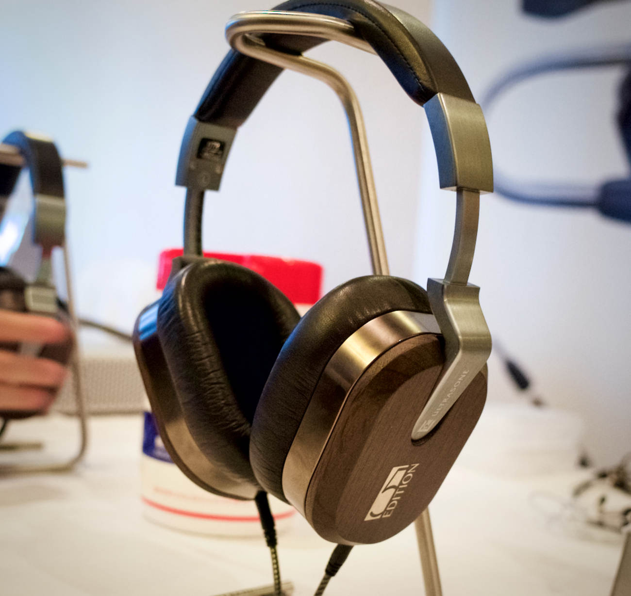 AKG K701 オーストリア製 初期型 芳ばしい 澪ホン アーカーゲー ｜有線 
