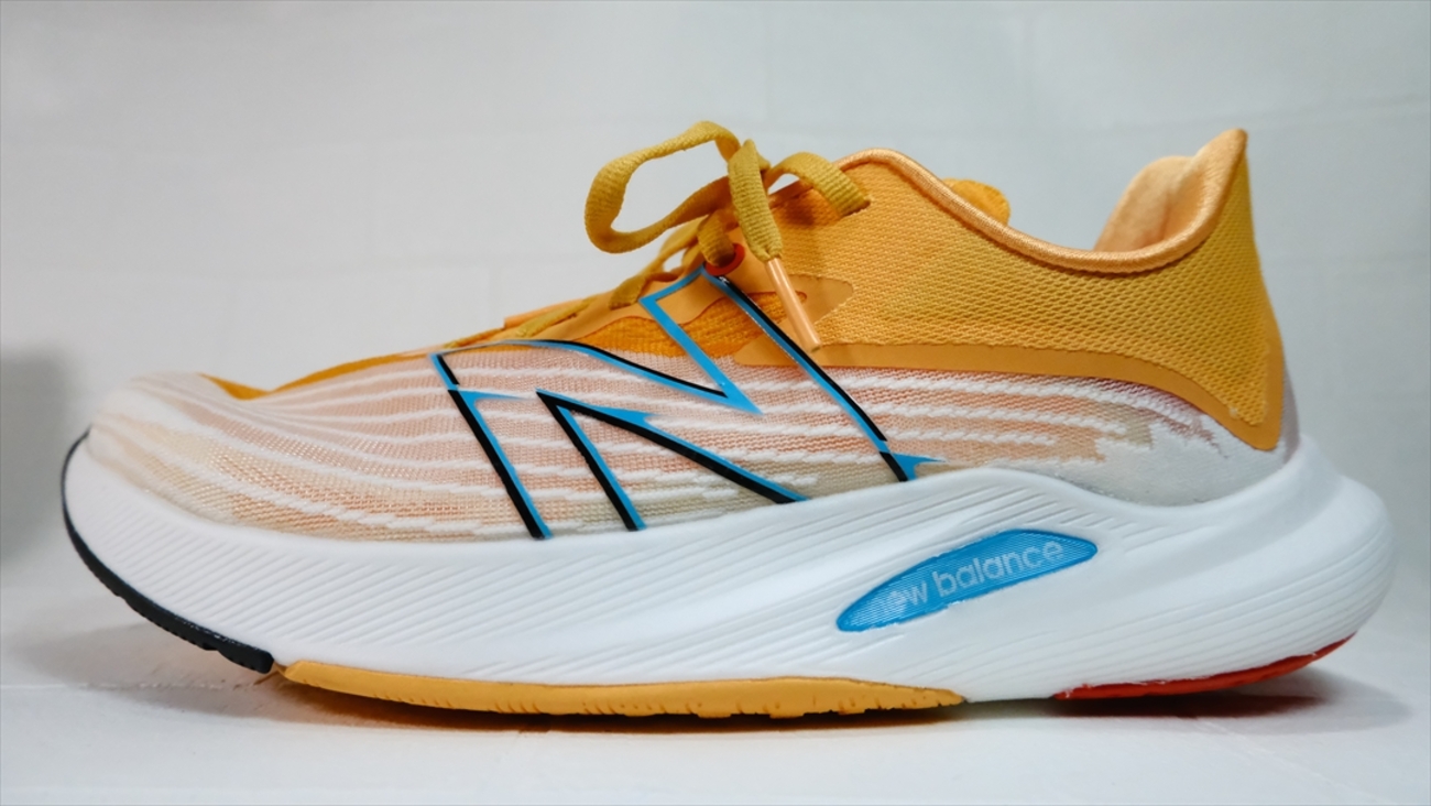走行1㎞程度。ほぼ新品！new balance フューエルセルレベルv2 26㎝ backend=imagemagick;version=1;