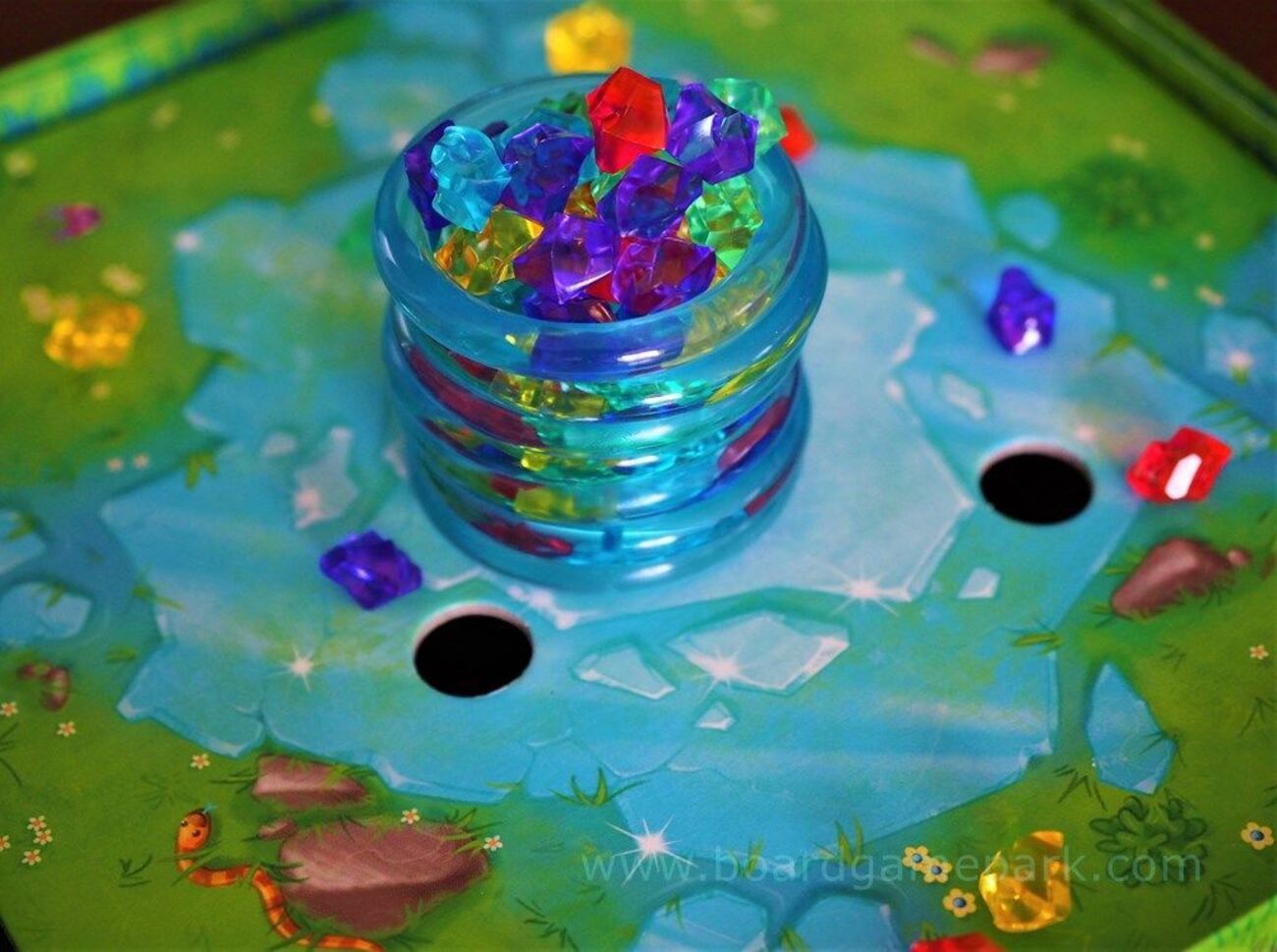 ドラゴンの炎で氷を溶かし宝石を集めよう「きらめく財宝