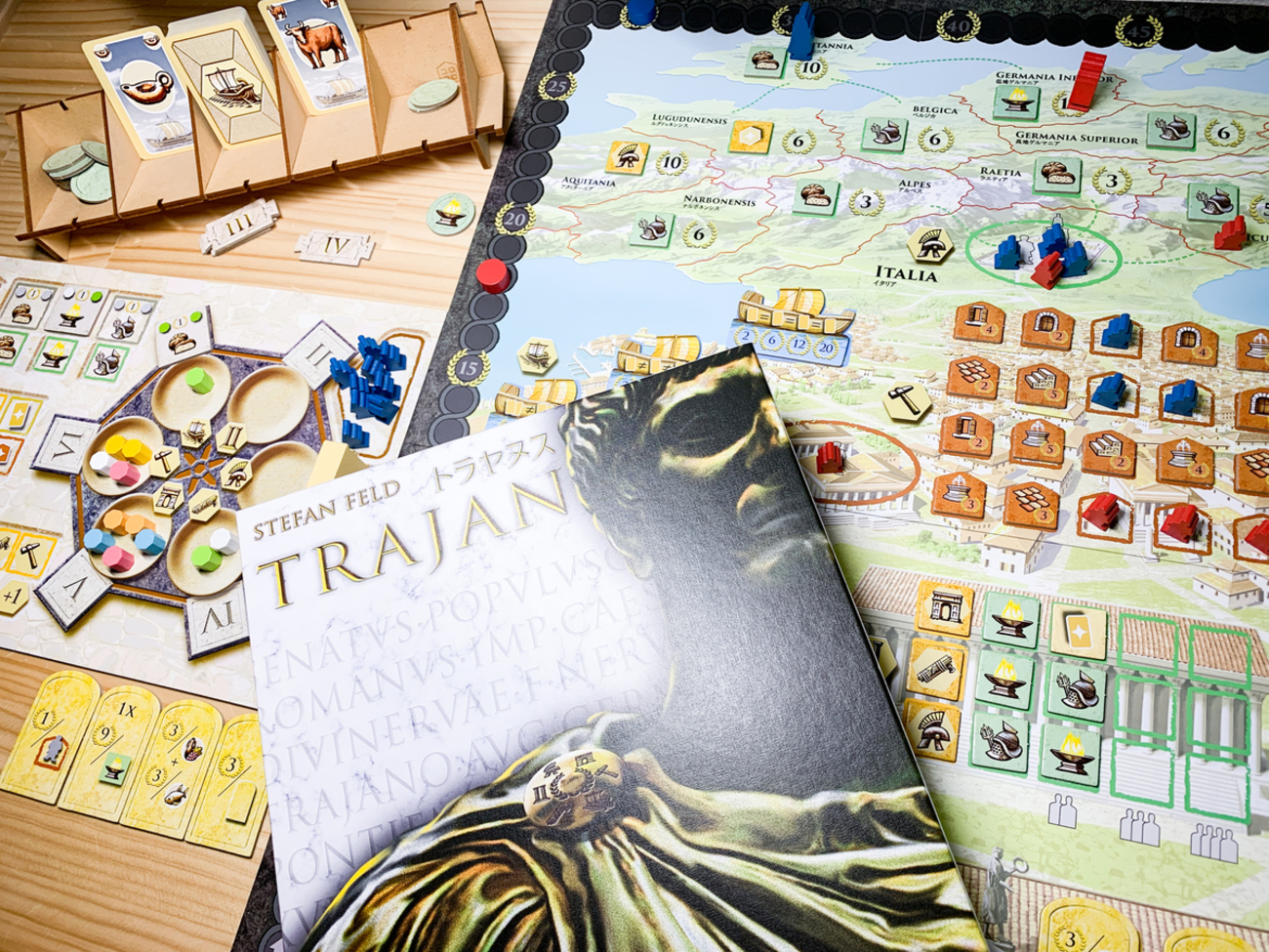 ボードゲーム　[日本語訳無し] トラヤヌス 多言語版 (Trajan) 駿河屋 -<中古>トラヤヌス 多言語版 (Trajan) [日本語訳付き