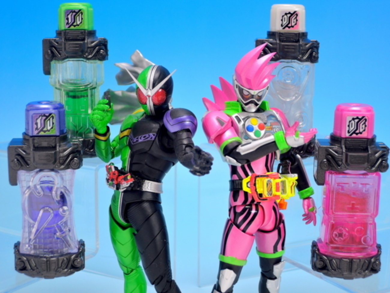 DX仮面ライダーW・エグゼイドフルボトルセットで遊ぼう！ - YOの玩具箱