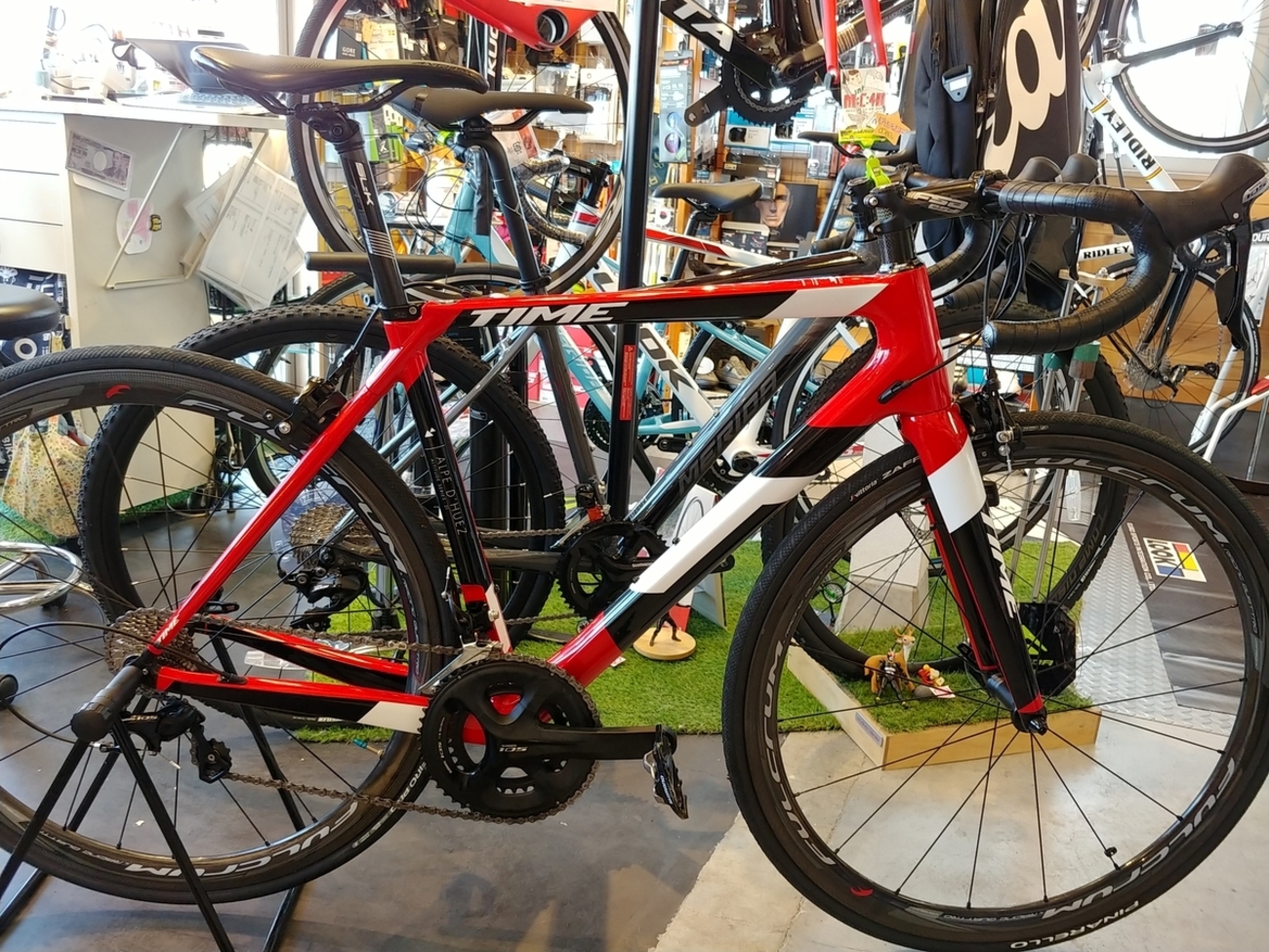 TIME ALPE D'HUEZ 21 - 自転車処どてるし