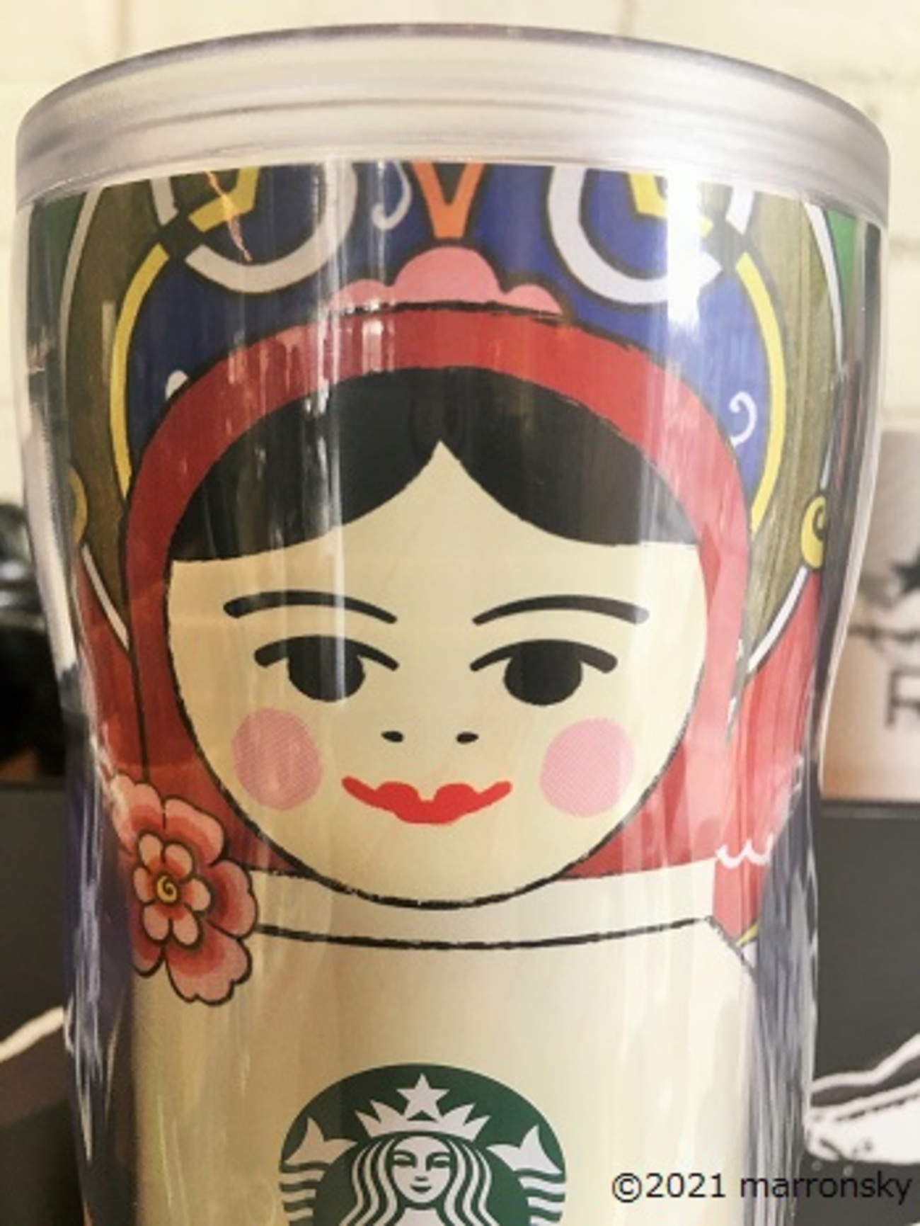 お土産に最適！スターバックスのロシア限定タンブラーと、サンクト 
