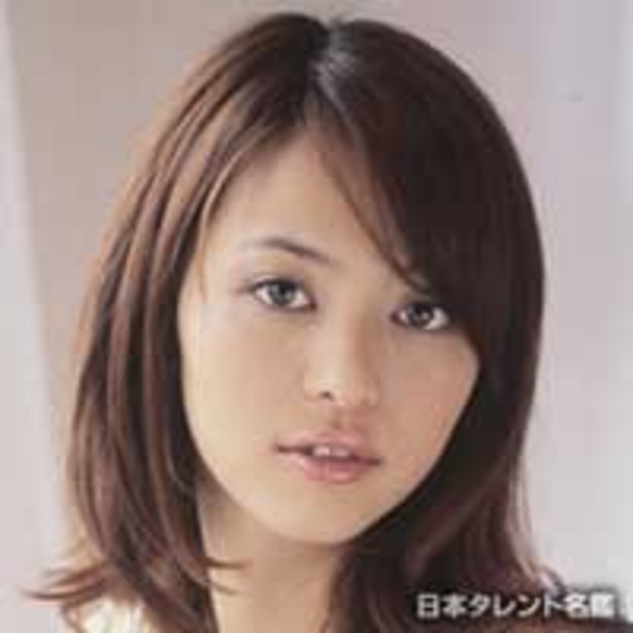 岩佐真悠子　顔 