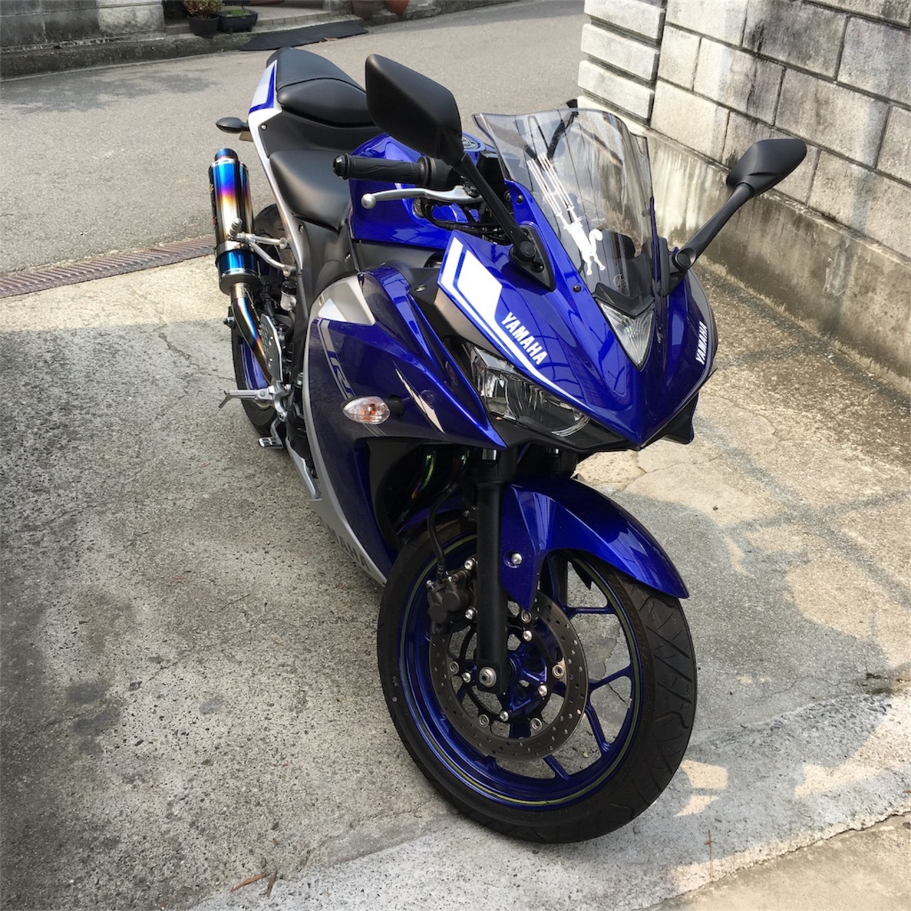 YZF-R25カスタム〜プリズムツイン フルエキゾーストシステム取り付け 