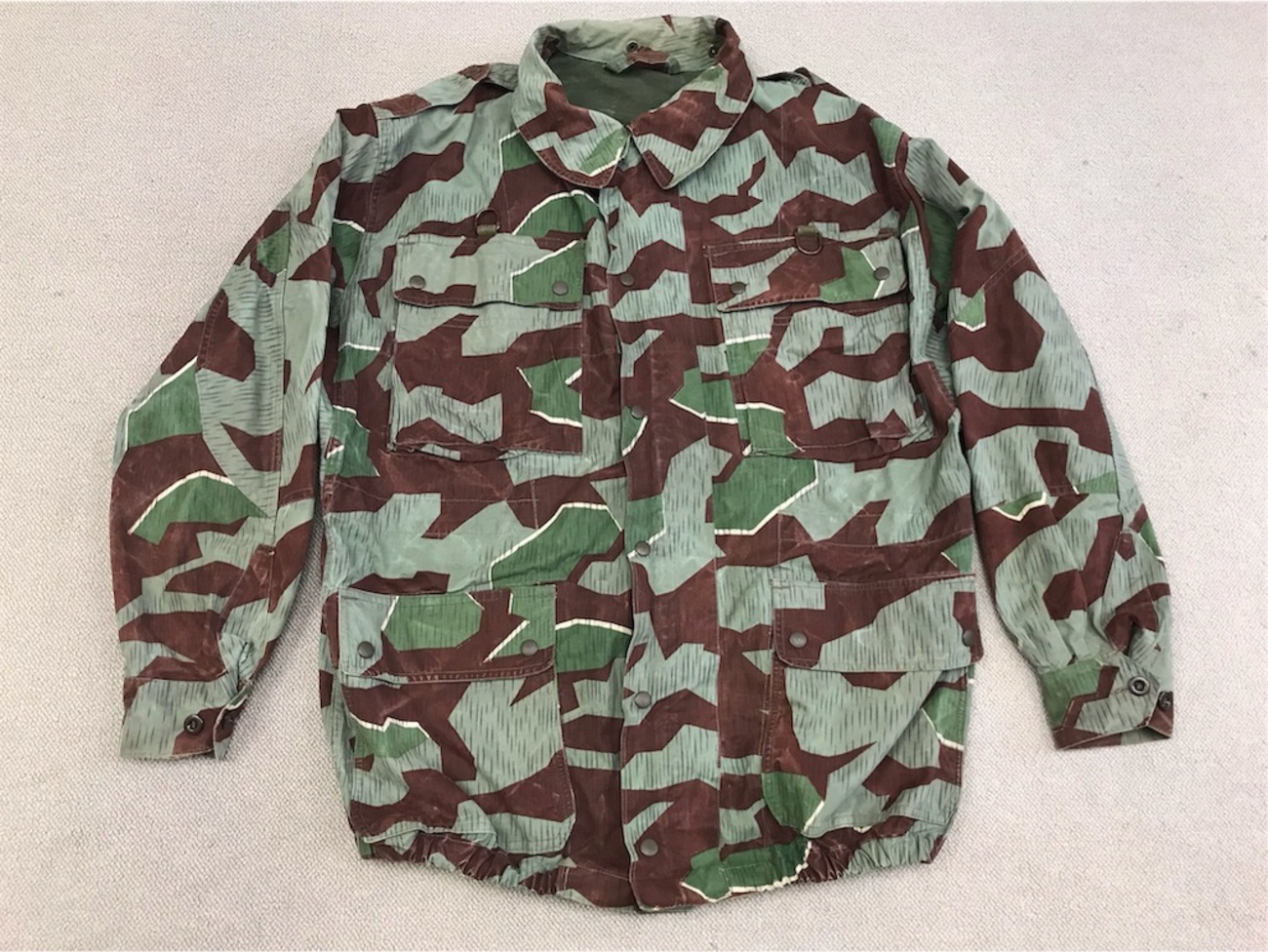 戦時中迷彩の発展型！【旧西ドイツの軍服】陸軍迷彩ジャケット 