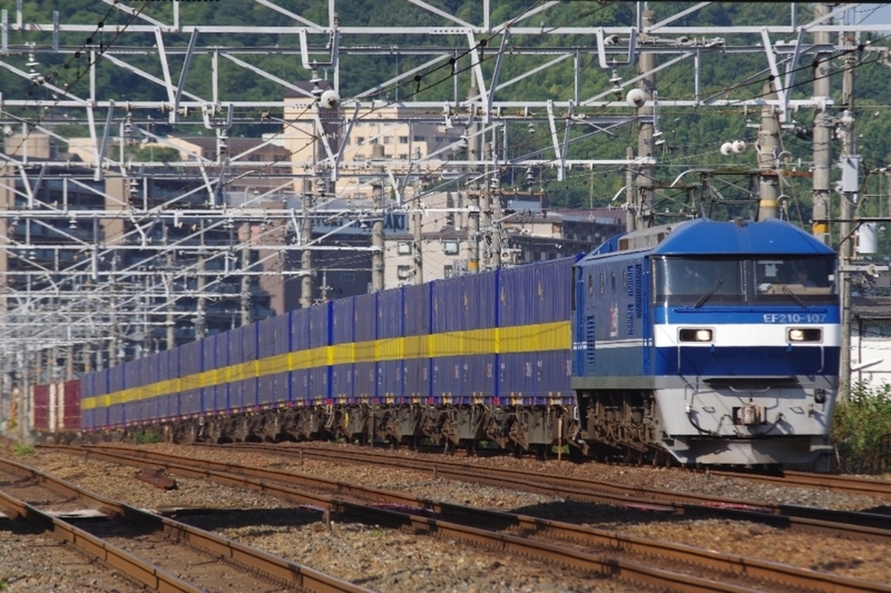 専用化解除 2059レ カンガルーライナー　最終値 EF210-330の運用開始 2059列車「カンガルーライナーSS60」を初