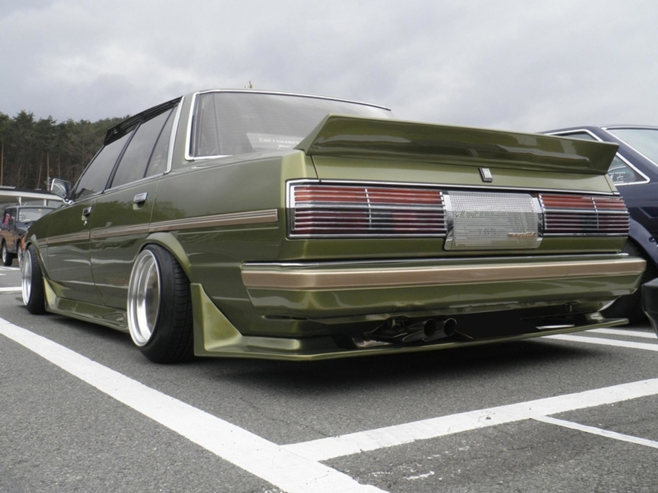 GOLDRUSHcustoms - GOLDRUSHcustoms