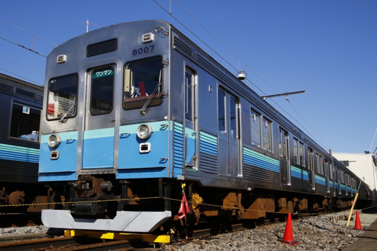 伊豆急8000系 歌舞伎ラッピングイベントに参加した話 - 安全側線