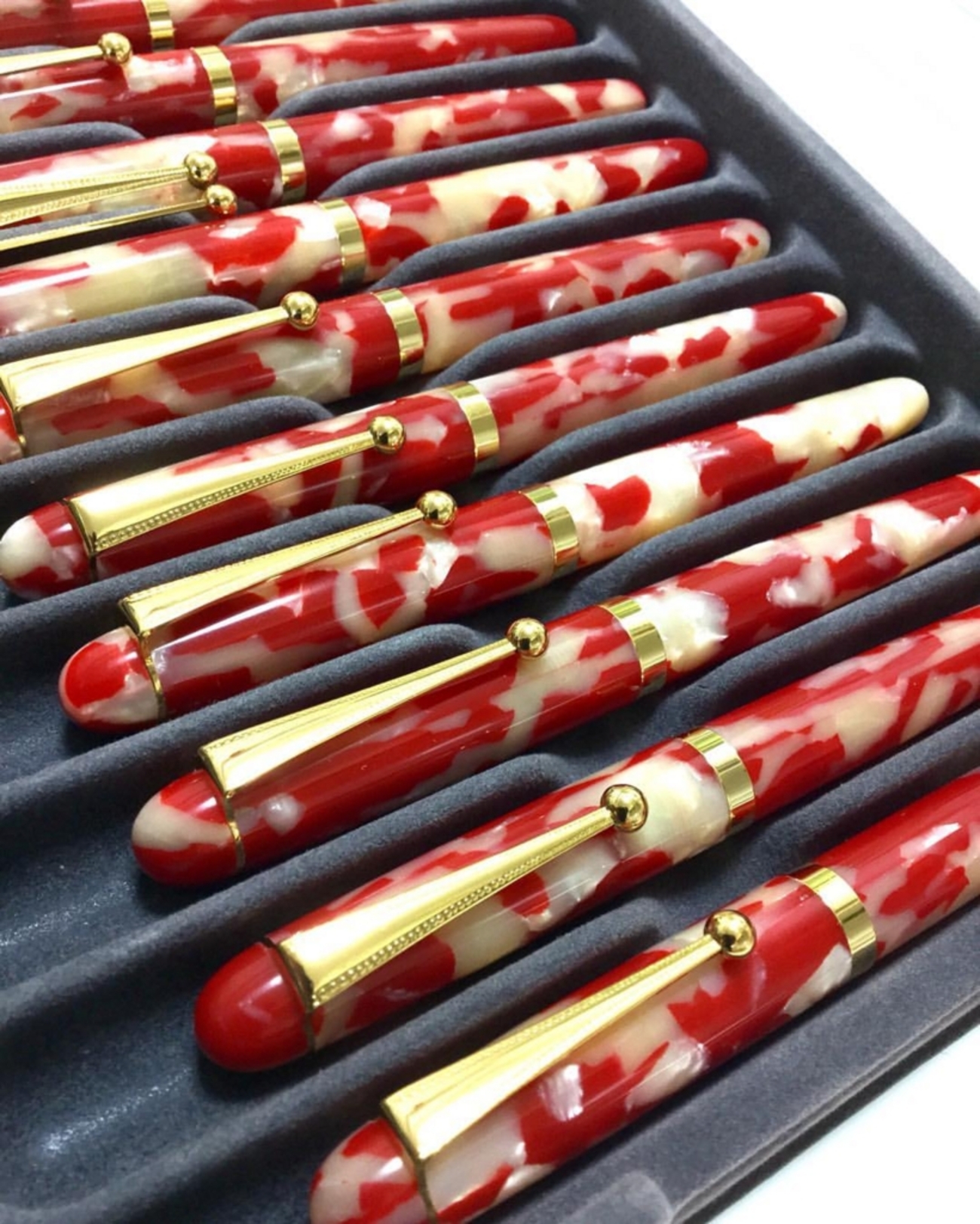 未使用品 稀少 加藤製作所 セルロイド 万年筆 金魚 ハンドクラフト 未使用品 稀少 加藤製作所 セルロイド 万年筆 金魚 ハンド