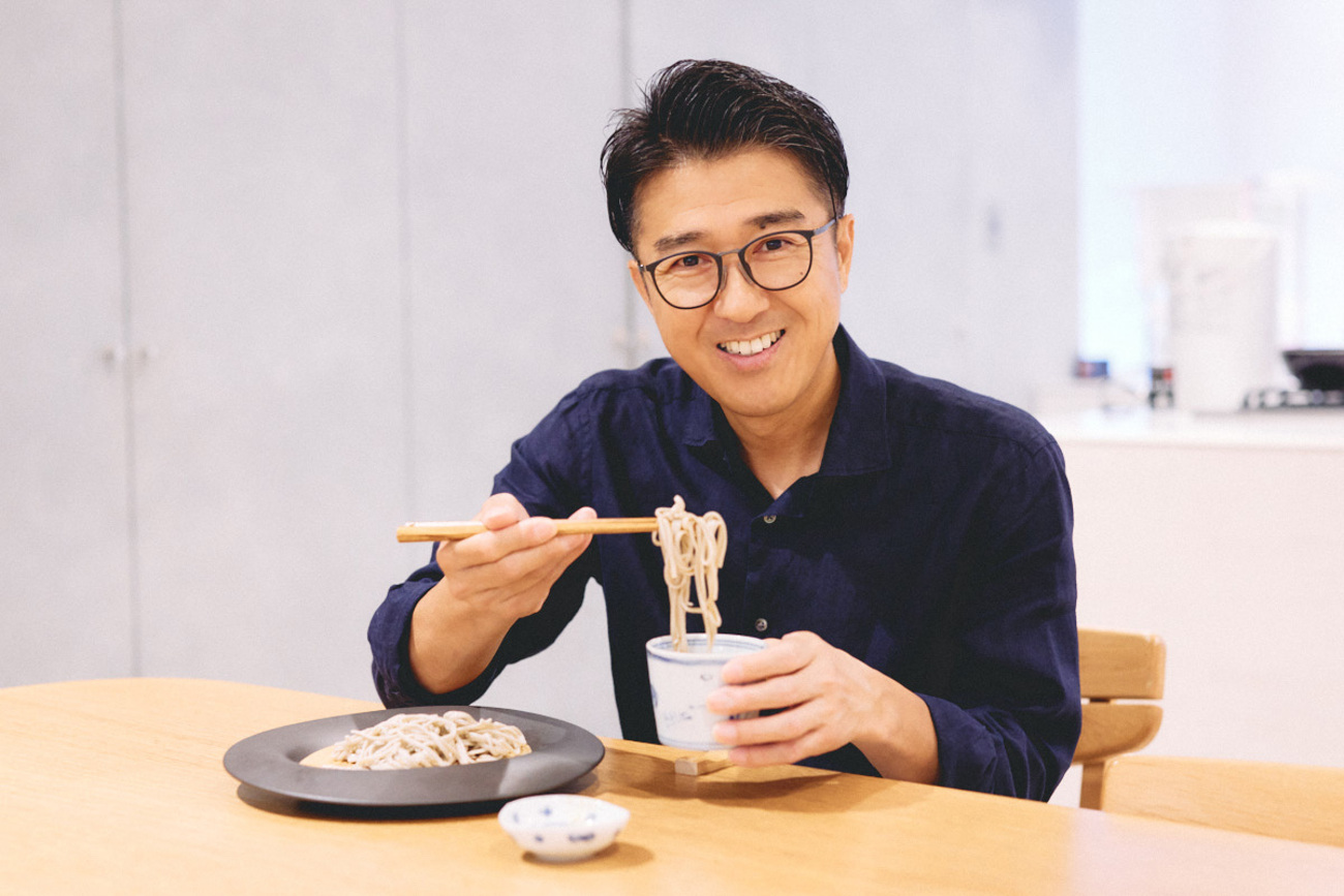 DEEN池森秀一さん、おすすめの乾麺そばを比較・食べ比べ - ソレドコ