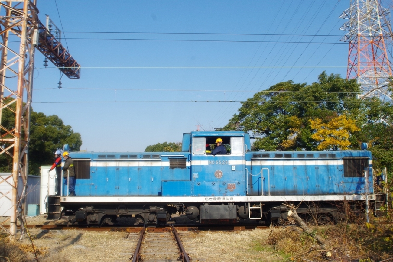 続々】名古屋臨海鉄道、名鉄7500系甲種輸送を撮る。 - ニセ京都人のブログ