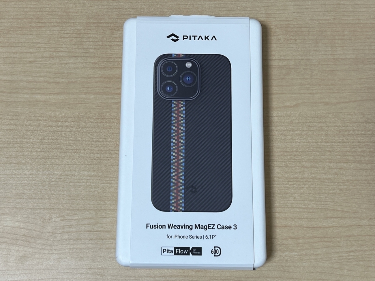 PITAKA」iPhone 14 Pro 対応 ケース MagEZ Case 3 MagSafeワイヤレス充電対応。アラミド繊維製 -