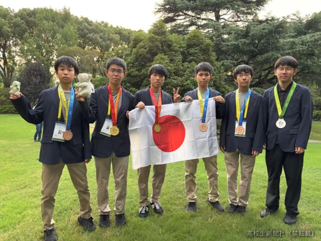 国際数学オリンピック2026 日本代表が金2銀1銅3獲得 - 高校生新聞：10