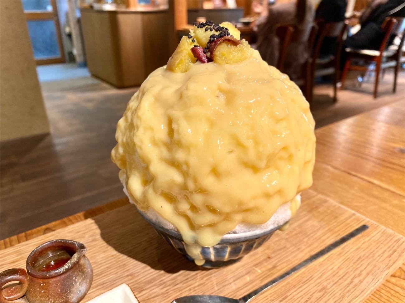 氷 とお 芋 の 専門 店 らんらん