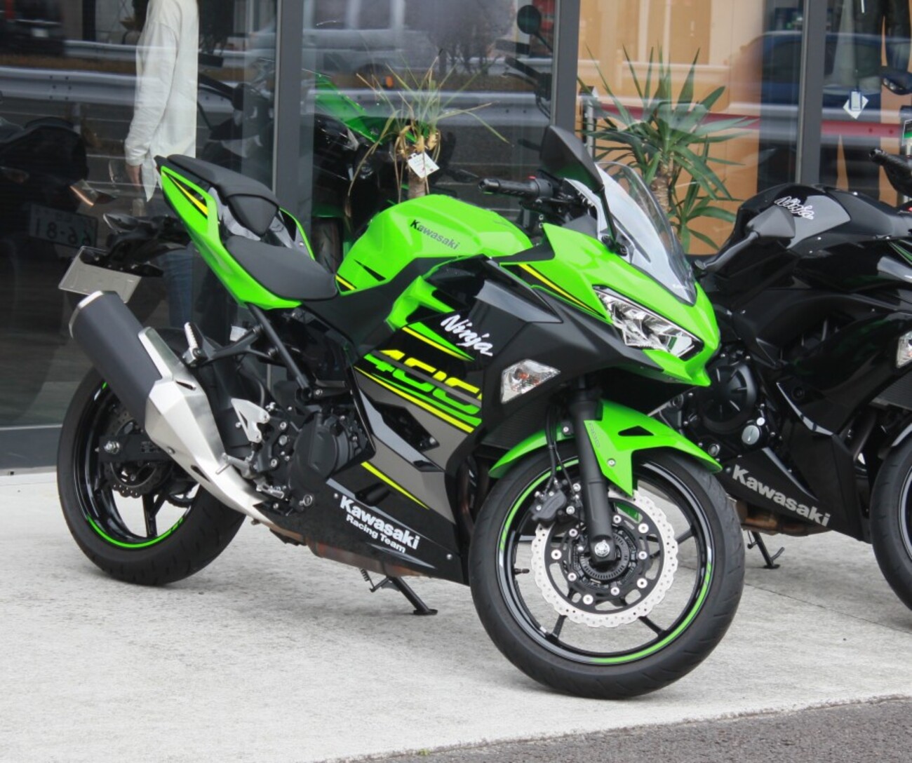 2018年モデルninja400試乗してきた - クッソ汚い絵描きのブログ