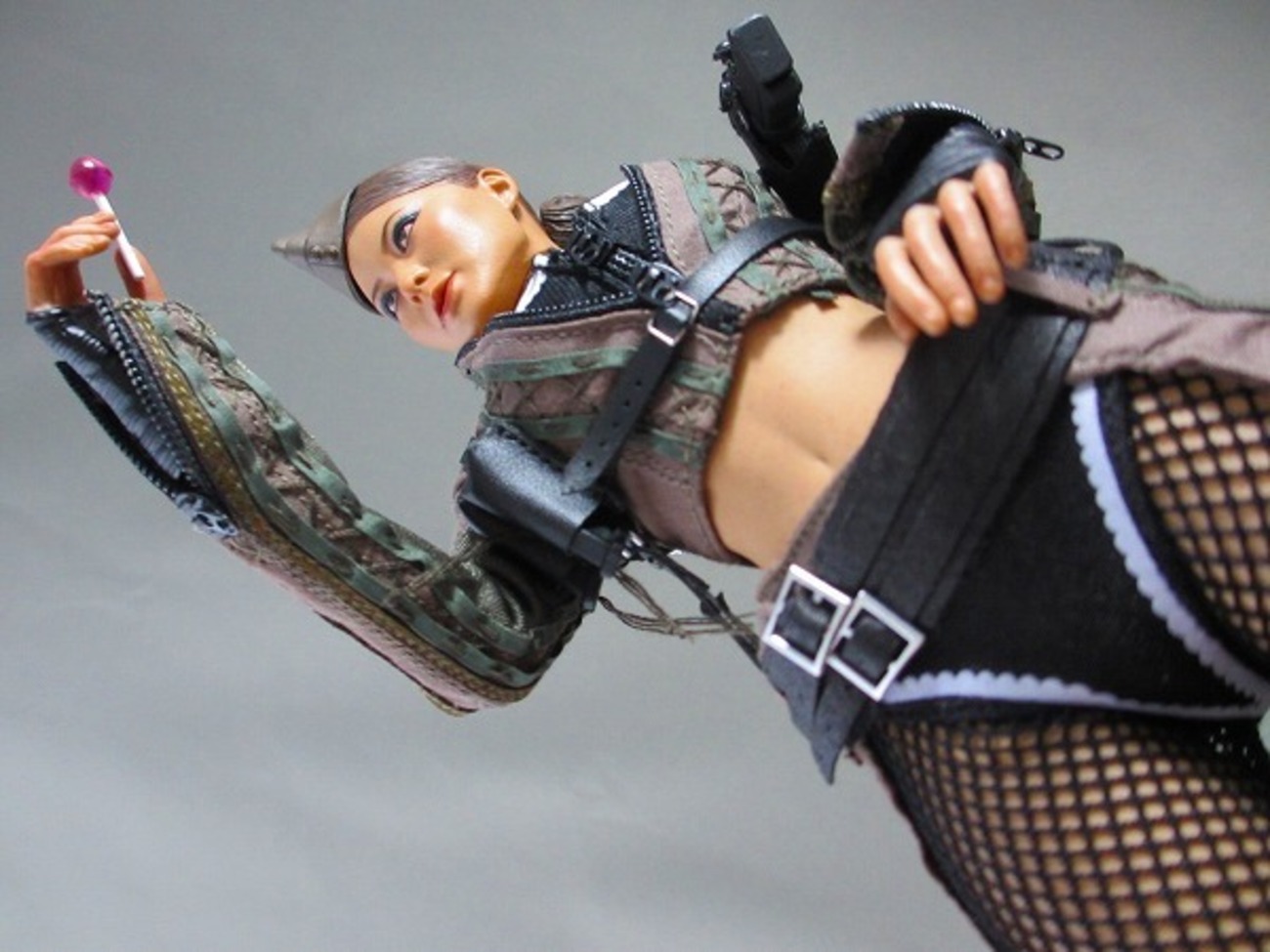 HOTTOYS 『エンジェル ウォーズ』 アンバー レビュー - okurejeの日記