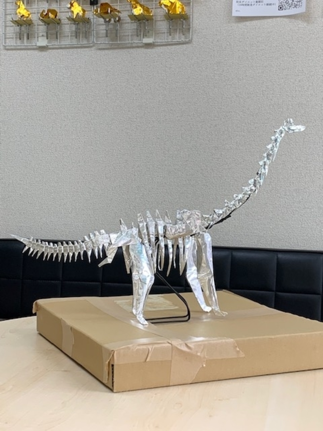 木彫　恐竜　プラテオサウルス全身骨格　1/10スケール　50㎝ 木彫 恐竜 プラテオサウルス全身骨格 1/10スケール 50