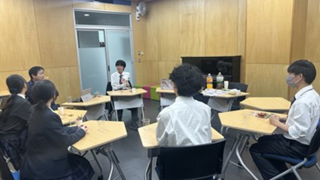 【哲学カフェ】第5回「大人とは？子どもとは？」