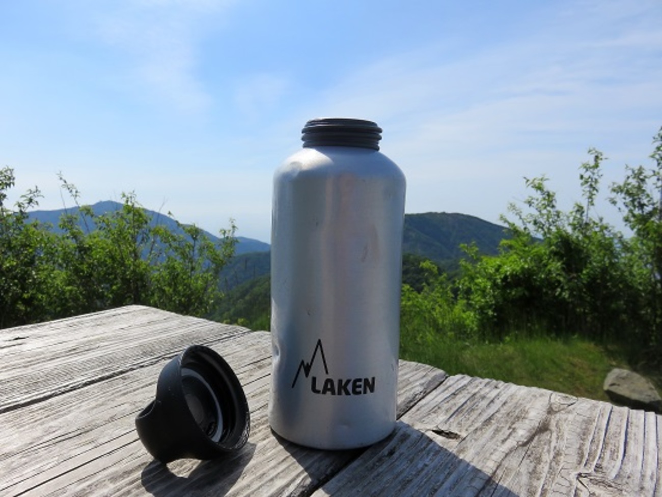 VANヴィンテージ携帯アルミボトルLAKENコラボ品、未使用品 VANヴィンテージ携帯アルミボトルLAKENコラボ品、未使用品 VAN