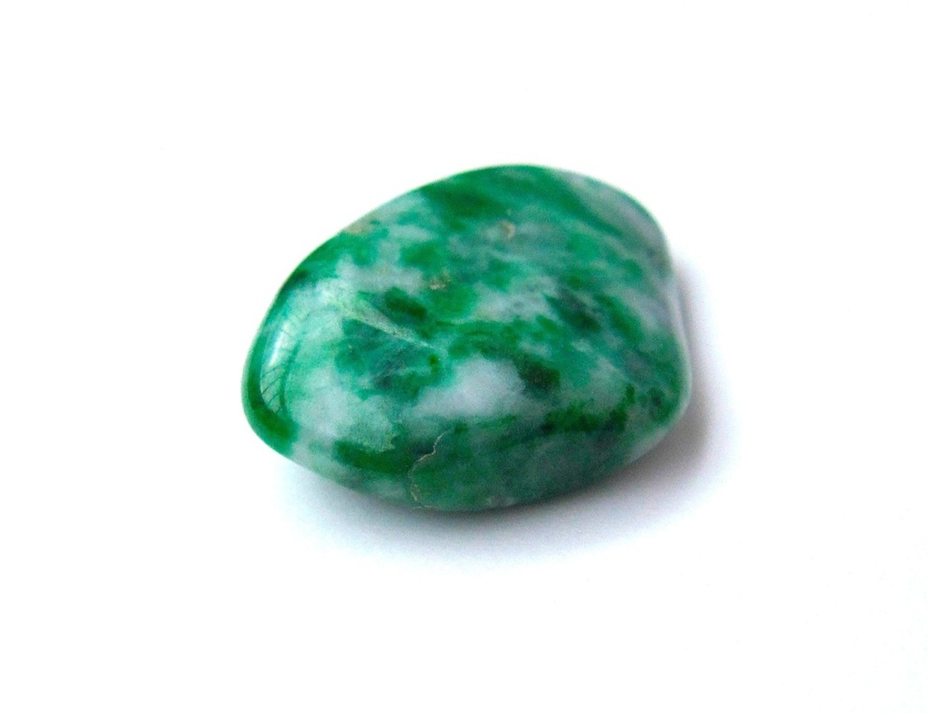 勾玉‥古墳時代、琅玕翡翠 （真正 古墳時代 翡翠勾玉 発掘品 古美術品 