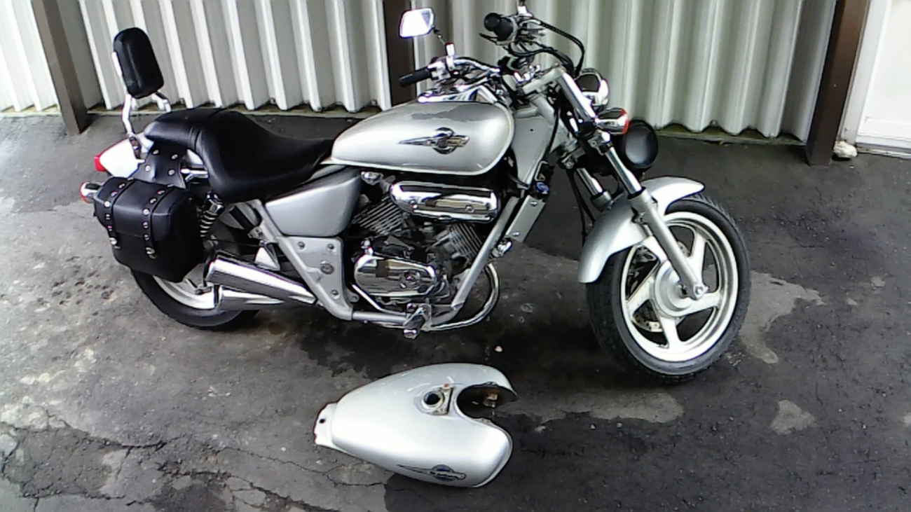 マグナのタンクを交換！ - マグナでバイクライフin北海道