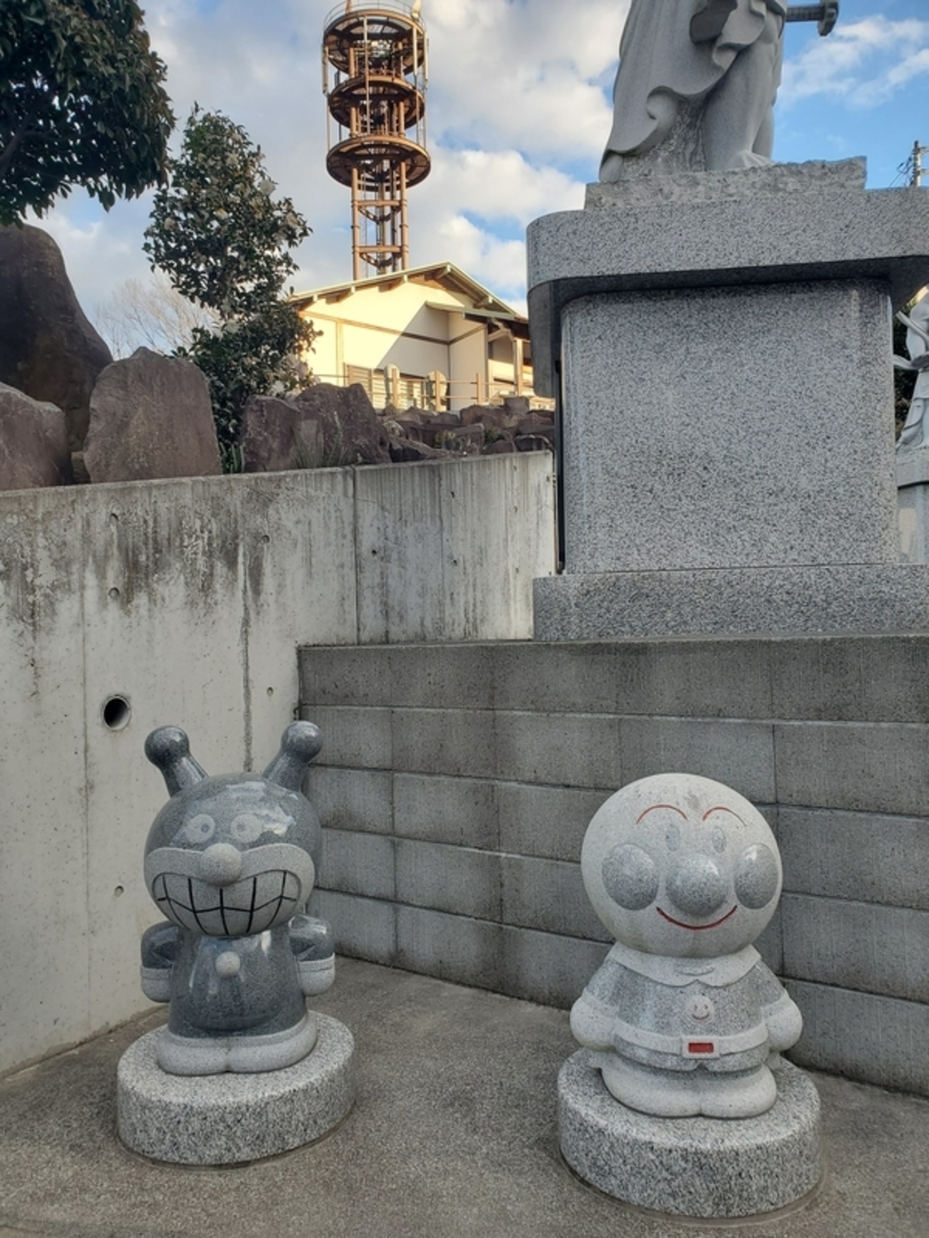 照光寺 多摩湖町別院」にある石像群 - 歩・探・見・感