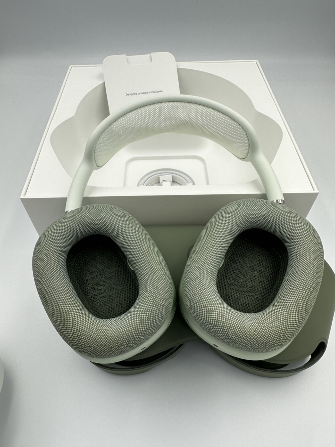 AirPods Max(Lightning)シルバー 2020年発売 AirPods Max(Lightning)シルバー 2020年発売 オーディオ機器