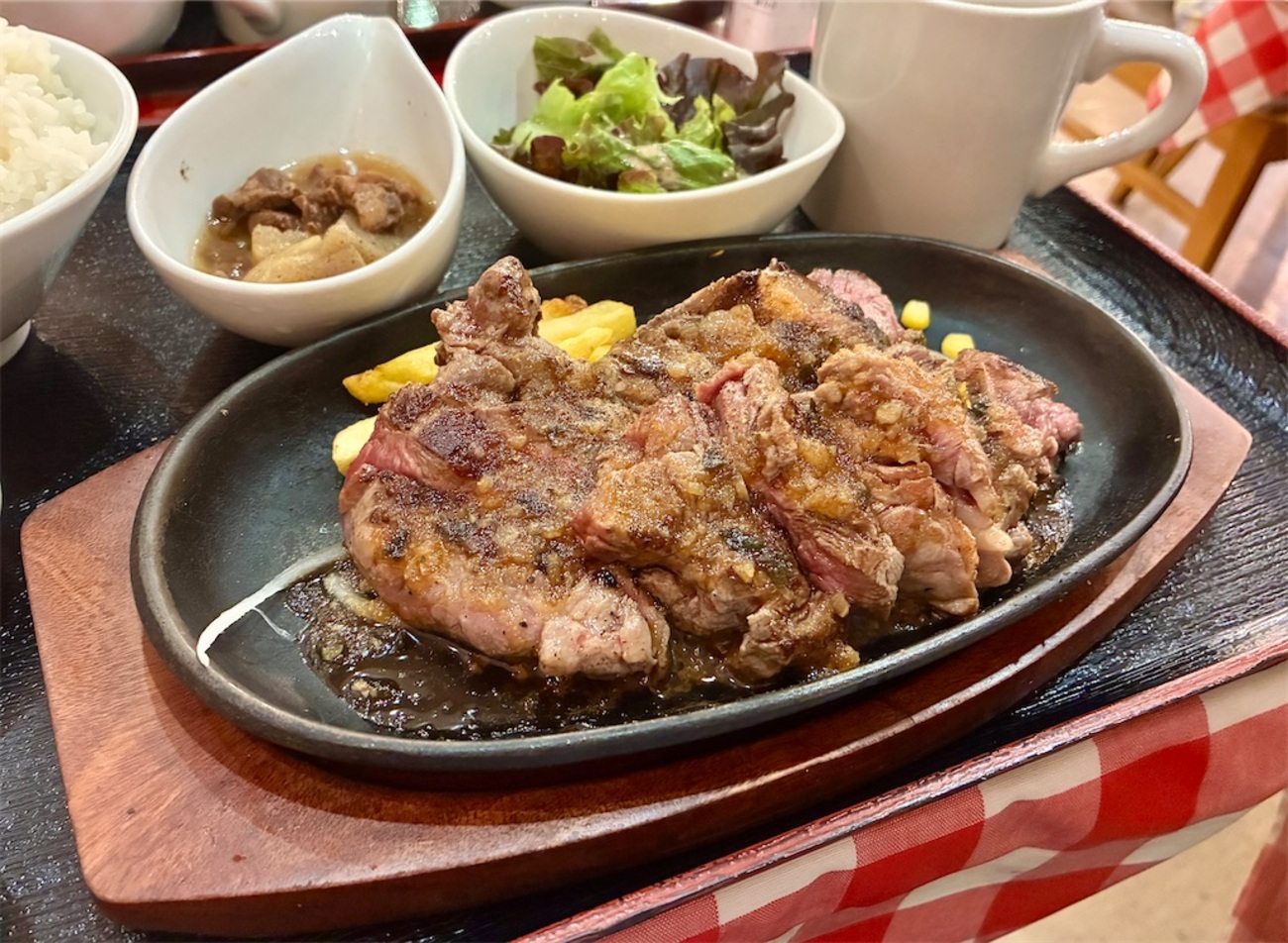 毎月29日は肉の日！ステーキ＆ハンバーグ『ビッグシェフ亭』 - 日々是