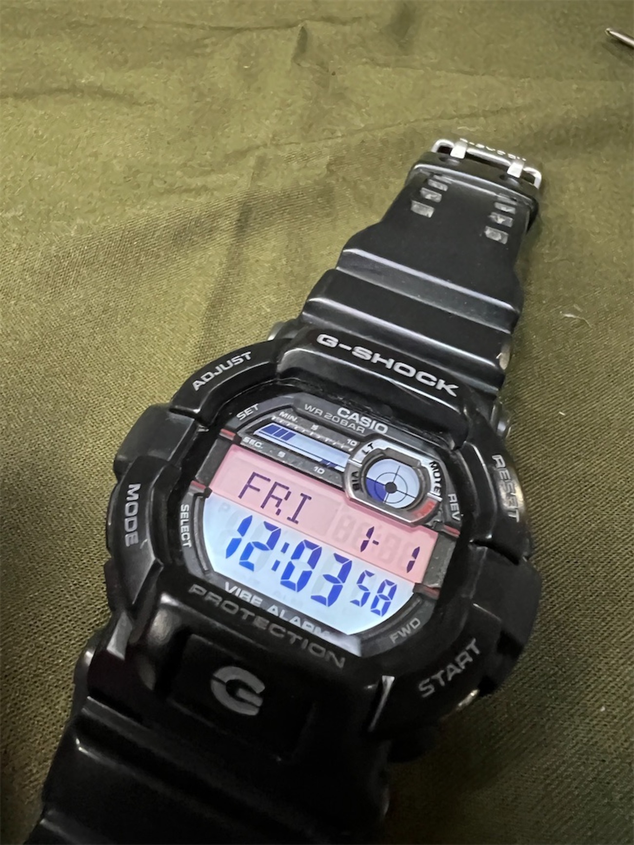 G-SHOCK GD-350の電池交換。 - カメラ屋元公式中の人 アオキのブログ