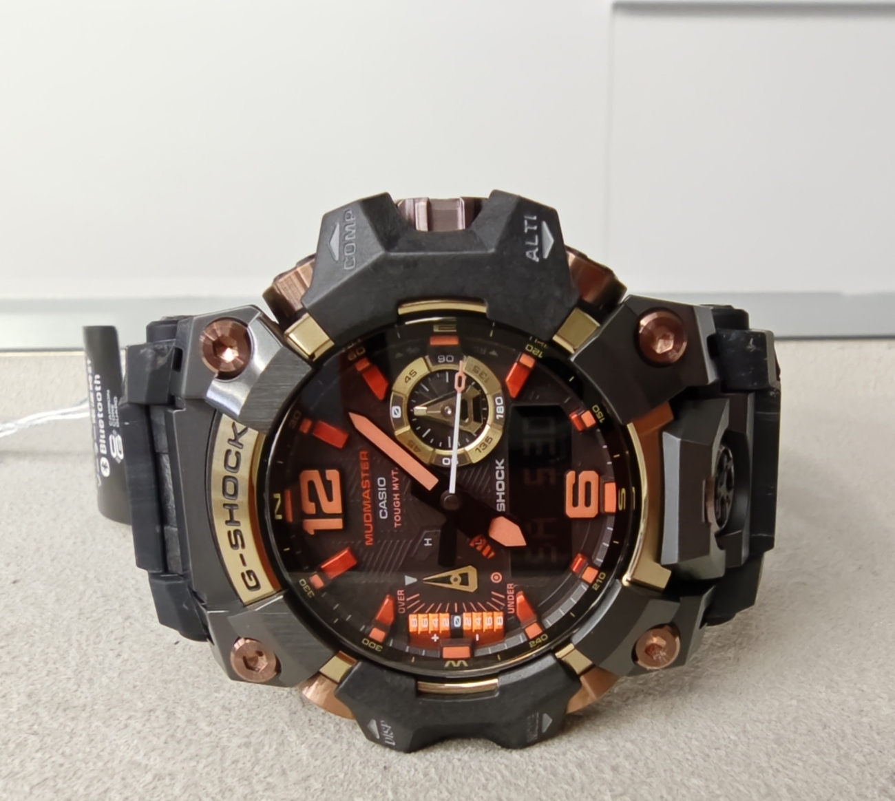 484回 カシオ G-SHOCK GWE-B1000MG-1A9JR 頑張れ国産時計のブログ 