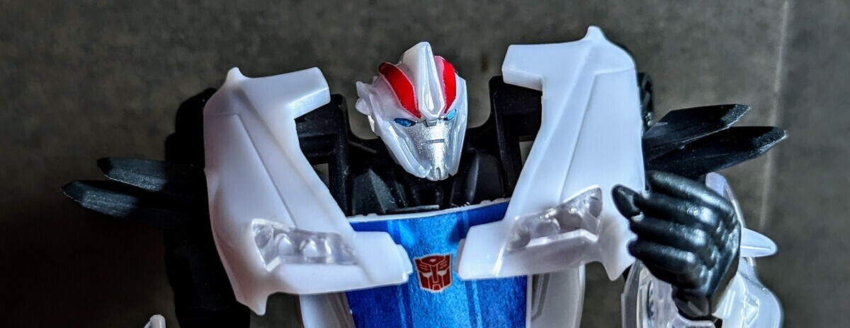 【未開封】トランスフォーマープライム AM-26 スモークスクリーン Amazon.co.jp: トランスフォーマープライム AM-26 スモーク