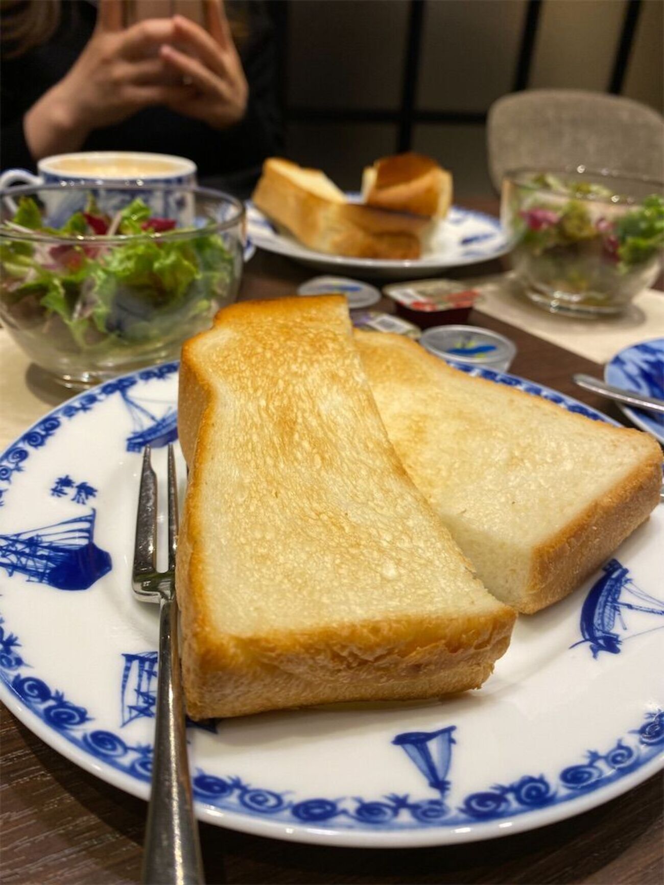 三本珈琲 仙台駅前店 おすすめモーニングメニューのトーストを堪能