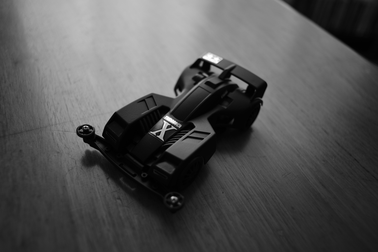 ミニ四駆』×『マッドマックス』!? トライダガーXを闇改造してみた 