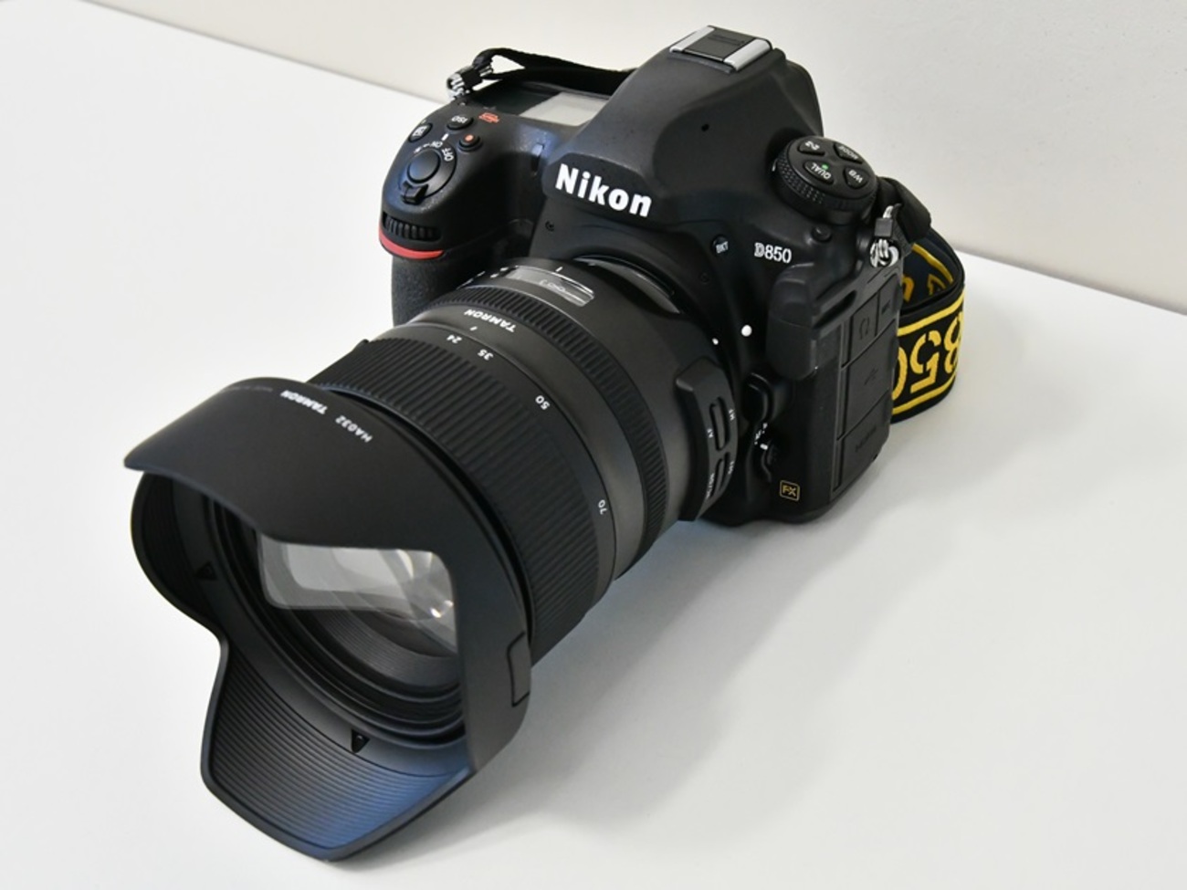 ニコンD850を免税で購入・ファーストインプレッション - P sign