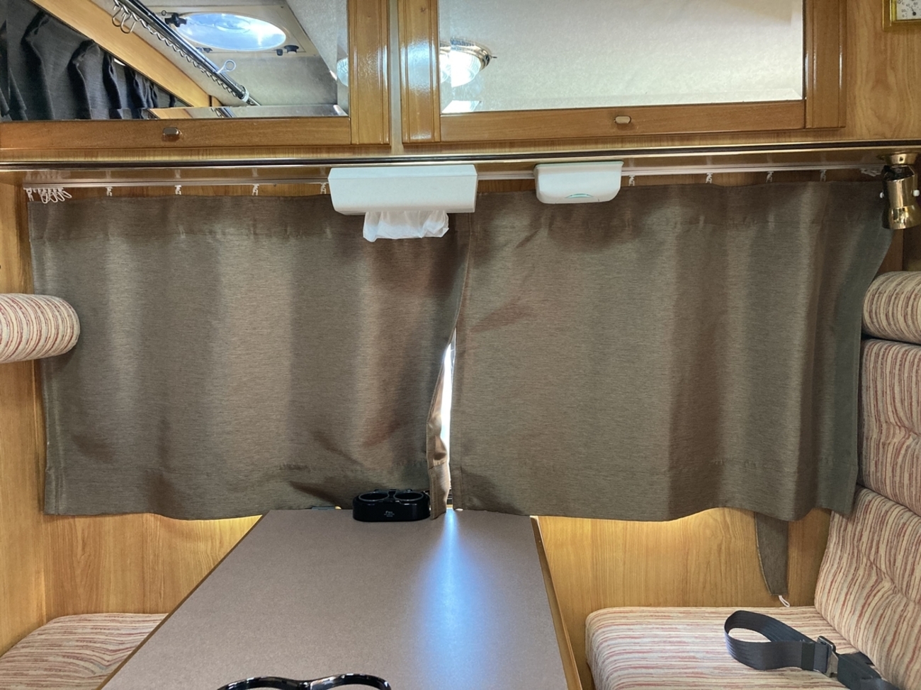 キャンピングカー用　遮光カーテン＆カーテンレール　車中泊 キャンピングカー用遮光カーテン＆カーテンレール車中泊