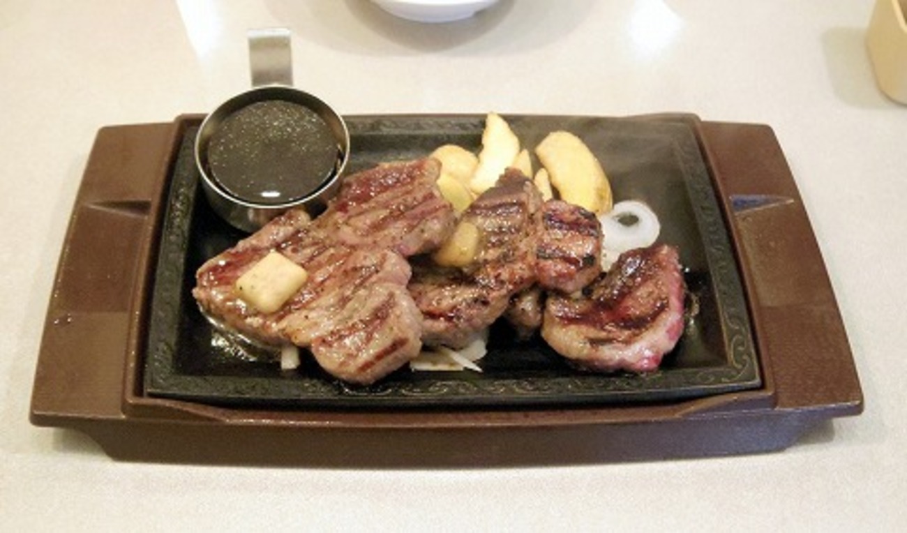 ステーキ ガスト 本牧 店
