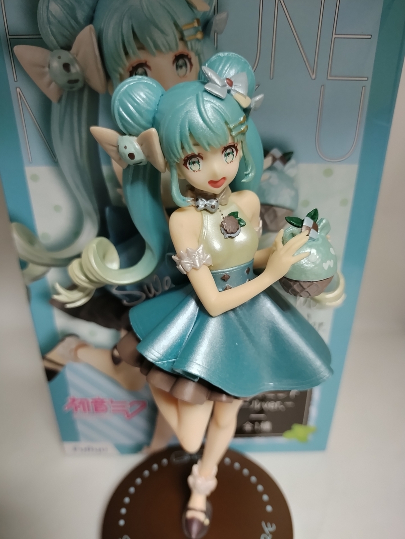 すーぱーぽちゃ子 生フィギュア パティシエ・チョコミントver 