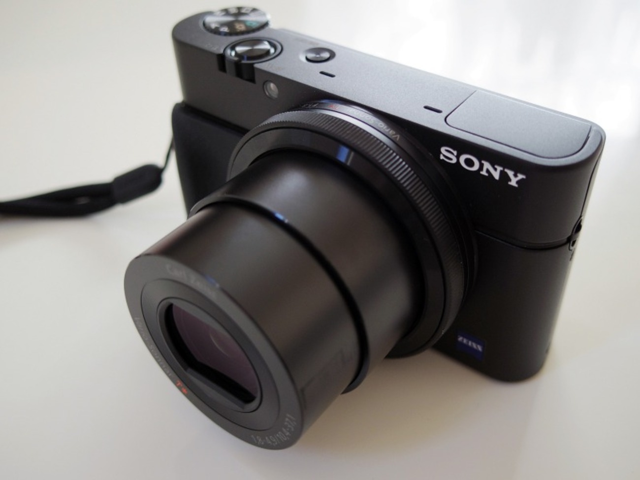 SONY Cyber-shot DSC-RX100 買ったドン - okurejeの日記