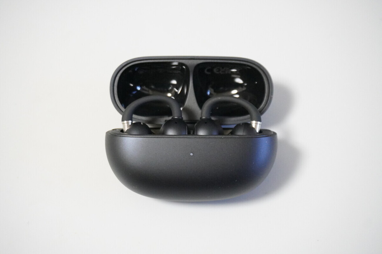 イヤーカフ型イヤフォン EarFun Clip 2 のサンプルをもらったので