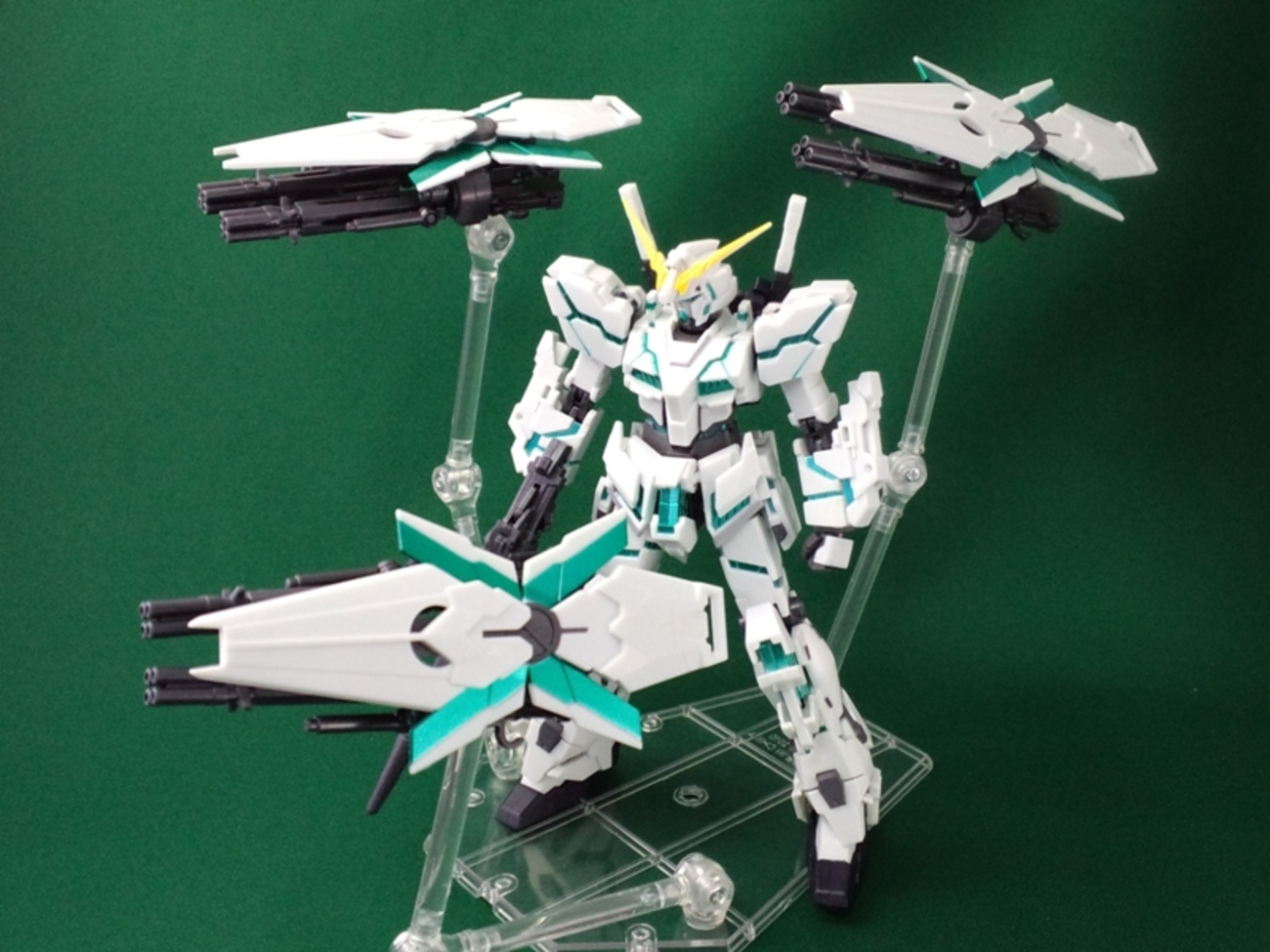 ROBOT魂SIDE MS ユニコーンガンダム(シールドファンネル装備) - 多々 