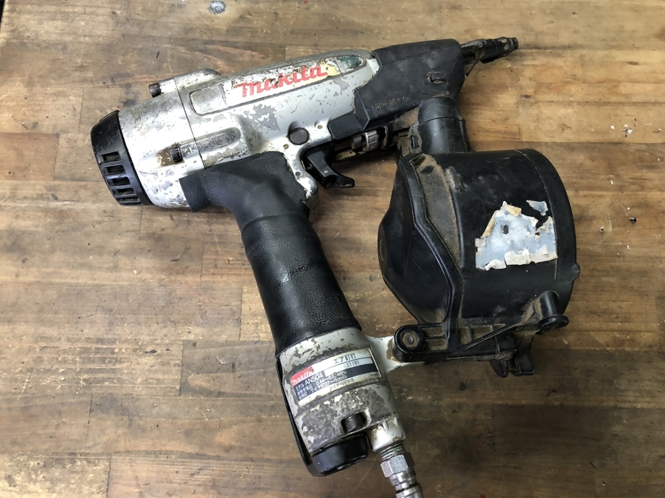 Makita AN504 エア釘打機 使用短（高圧エア釘打makita ANシリーズ 