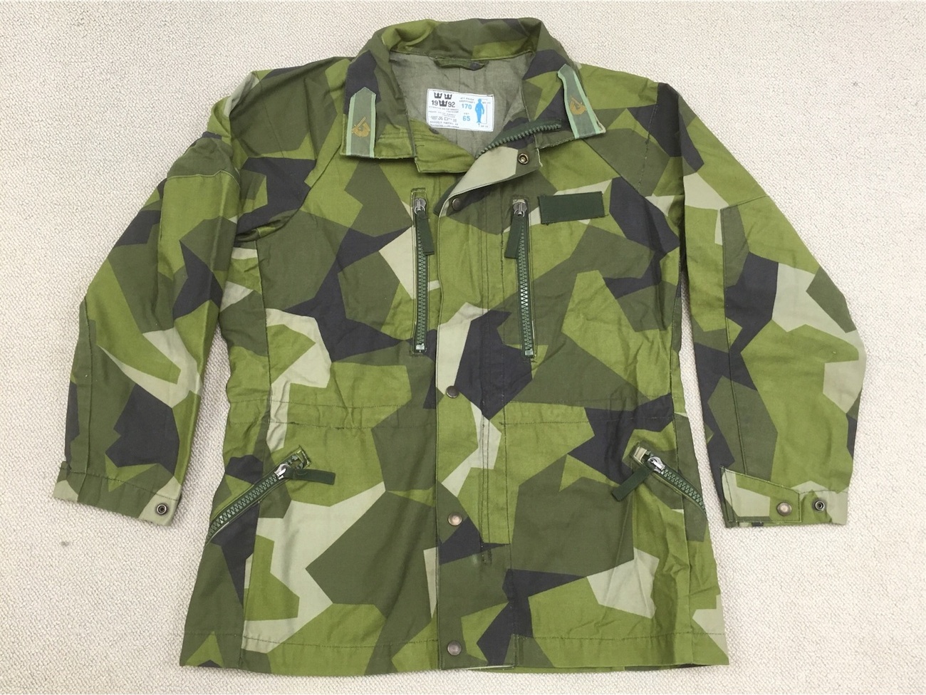 日本でも効果あり？【スウェーデンの軍服】陸軍M90迷彩ユニフォーム 