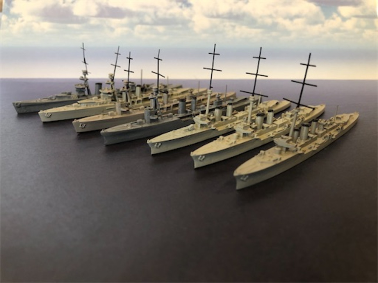 1/700 英海軍軽巡 ペネロピ 1940 Amazon | 1/700 イギリス海軍 軽巡洋艦 ペネロペ 1940