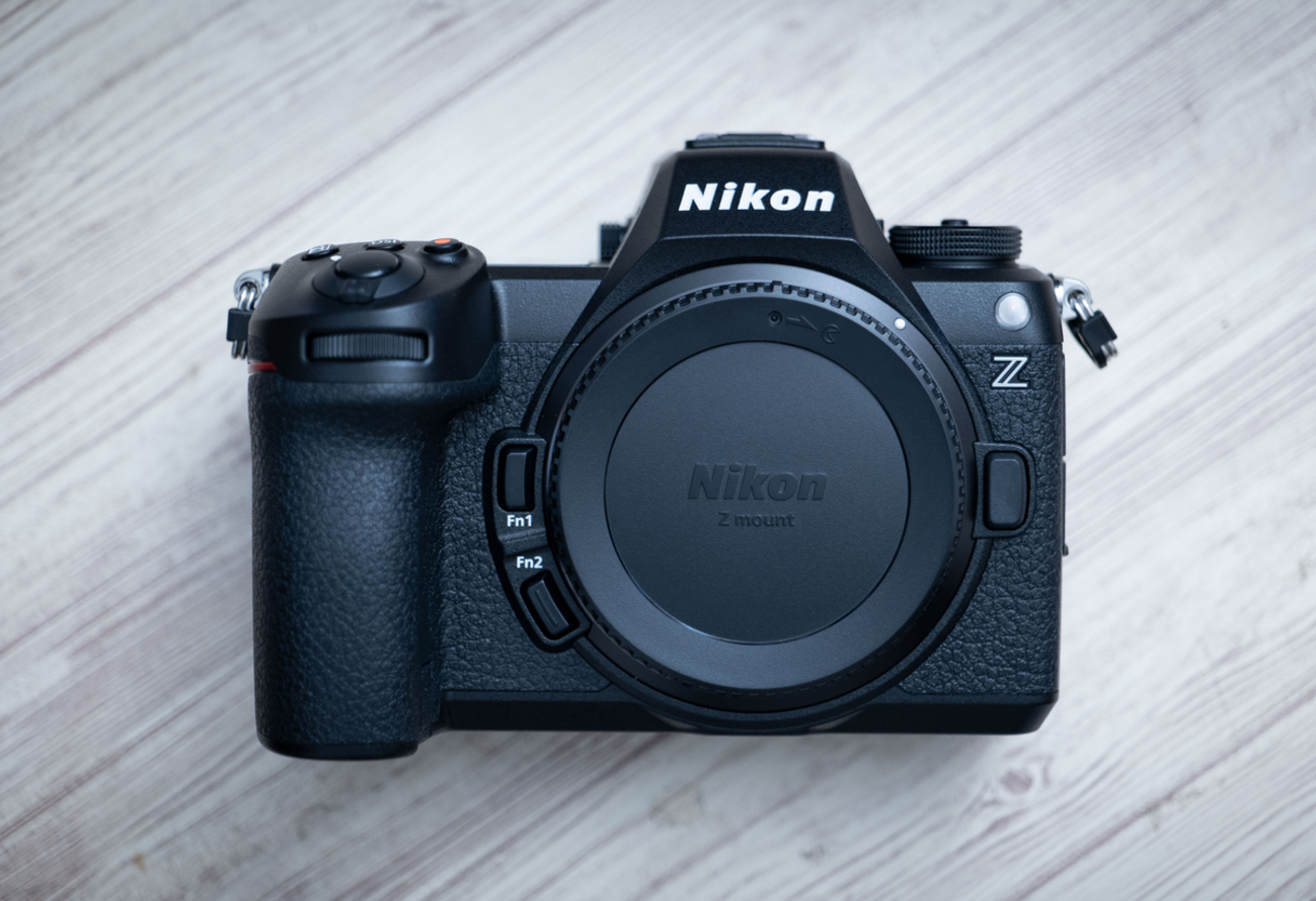 ほぼ末使用〉Nikon Z6II ショット数20回程度 著しく