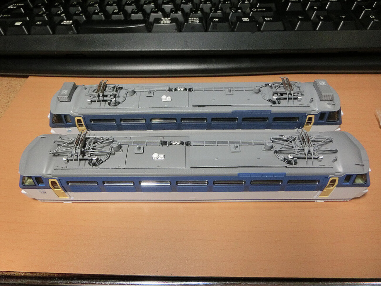 模造品乗り、ミジックス　エラー TOMIXの塗装エラーEF66を直してあげる その5 - 穂の原でんしゃ製作所